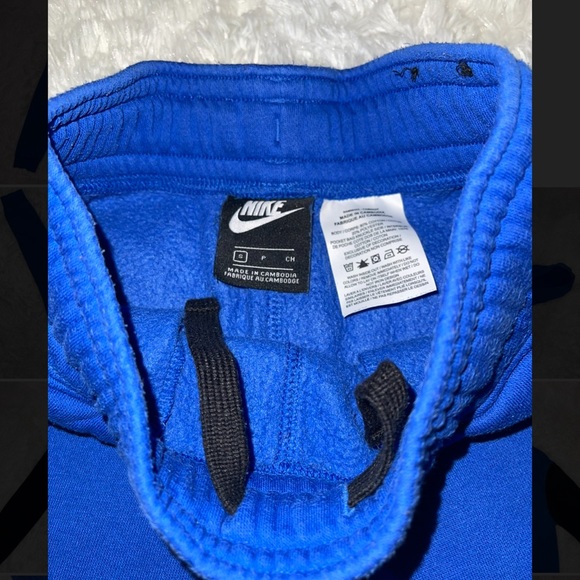 ***SOLD*** Boys’ Nike Outfit - Picture 4 of 9